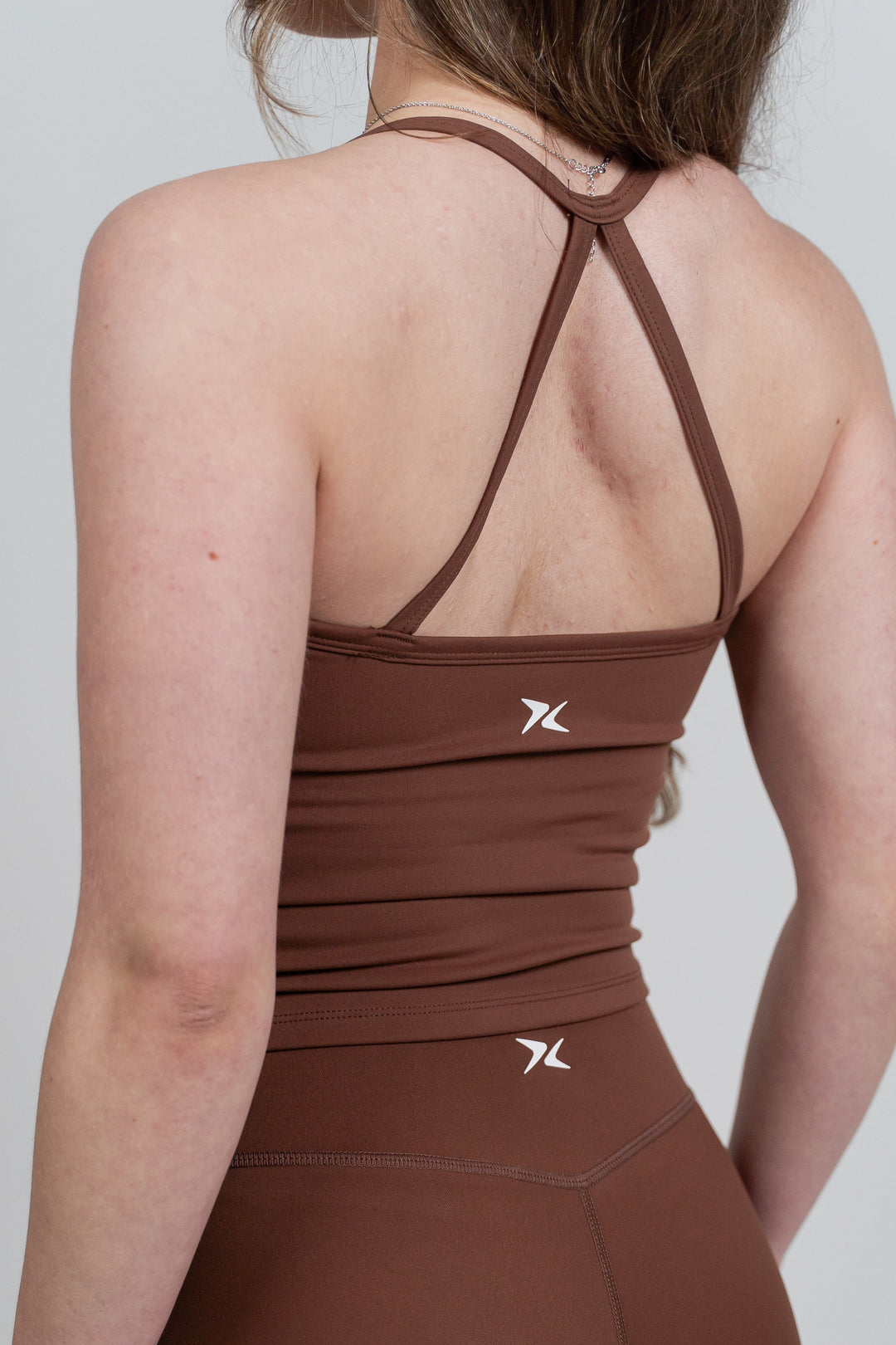 Elevate Longline  - Castanho Chocolate